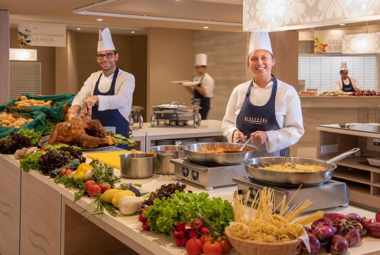 Is Serenas Badesi Resort Kültér fotó