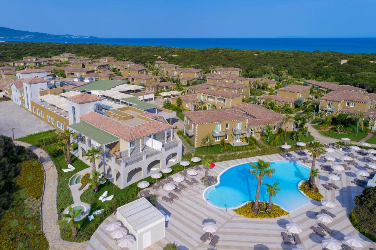 Is Serenas Badesi Resort Kültér fotó